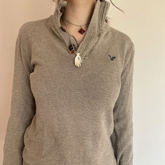 American eagle sweater, size S men but size M women - Picture 3 of 4
